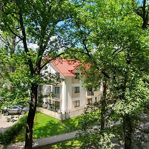Apartment Apartamenty Sun&Fun Rezydencja Pod Debami Nad Lomnica 1B I 2B- Blisko Centrum, Dworca Pkp, Sklepow W Otoczeniu Zieleni