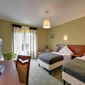 2* Hotel Belweder - Przy Hotelu Golebiewski