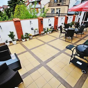 Bed & Breakfast Dworek Familijny